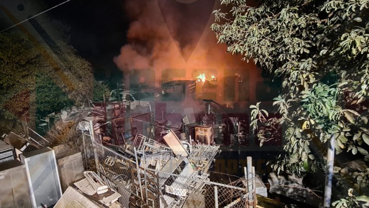 INCENDIO EN DEPOSITO DE LOS SERVICIOS DE SALUD DE NAYARIT