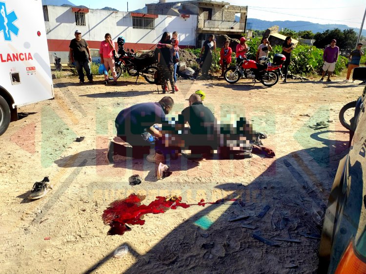 MOTOCICLISTA PIERDE LA VIDA AL IMPACTAR CONTRA CAMIONETA
