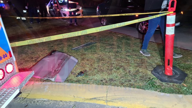PAREJA DE JÓVENES PIERDEN LA VIDA AL IMPACTARSE EN EL LIBRAMIENTO CARRETERO DE TEPIC