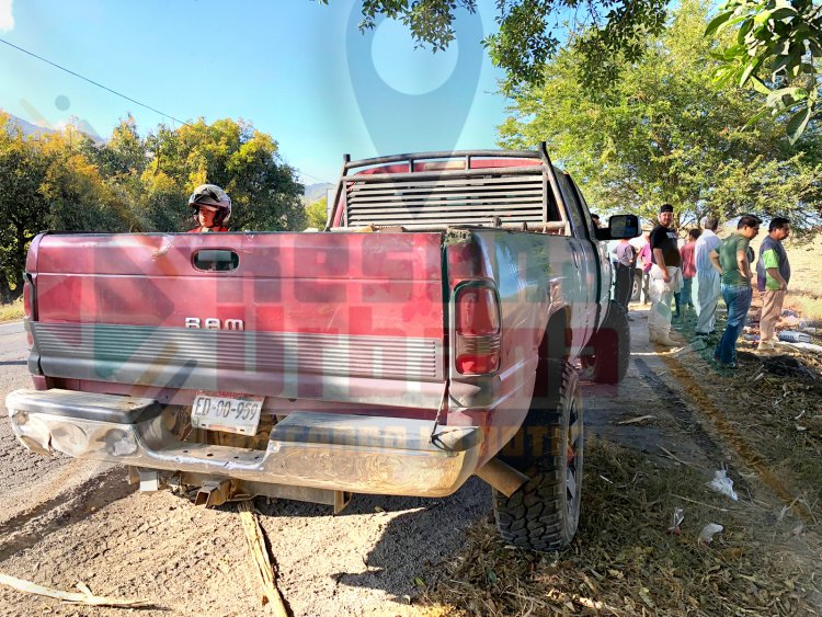 CAMIONETA PROVOCA ACCIDENTE EN LA CARRETERA 200
