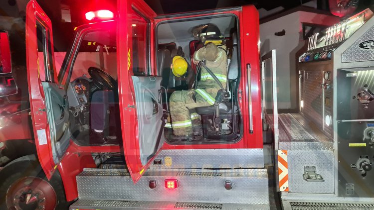 FALLA EN LA CONEXION DEL CILINDRO DE GAS LP Y TREMENDO FLAMAZO