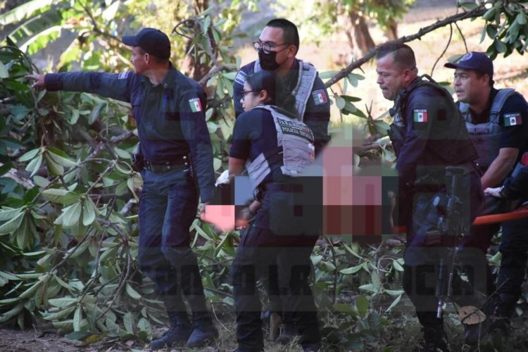 MAS DE 10 IMPACTOS RECIBE UN MASCULINO EN EL FRAC VILLAS DE LA CANTERA