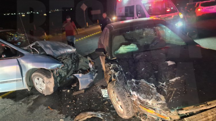 4 LESIONADOS EN LA CARRETERA XALISCO-PANTANAL