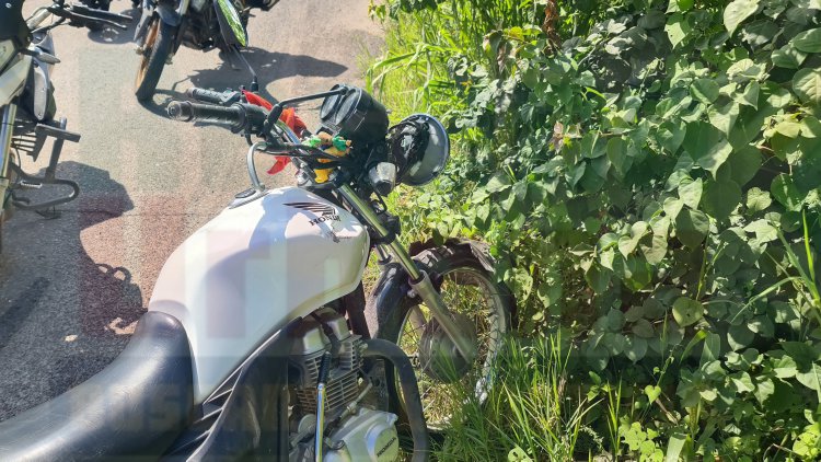FRACTURA DE TIBIA, PERONÉ, ASI COMO DE FEMUR DEJAN A MOTOCICLISTA