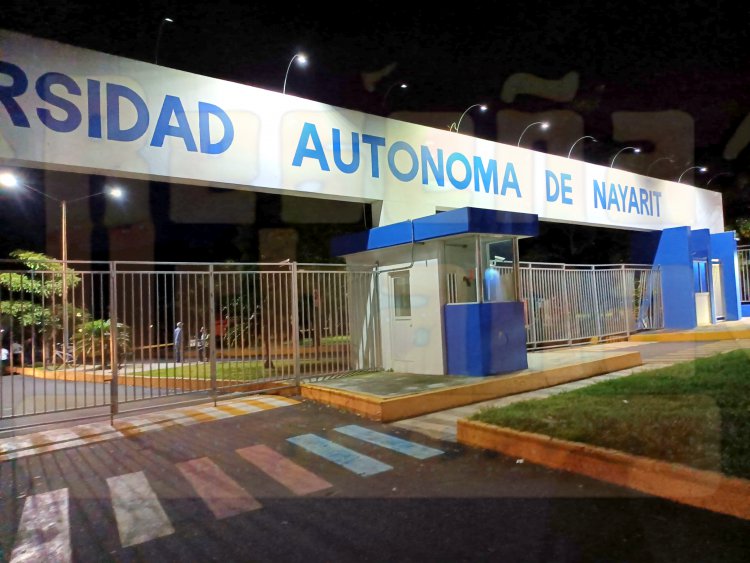 DETENIDOS 8 DE UN ANEXO DENTRO DE LA UAN