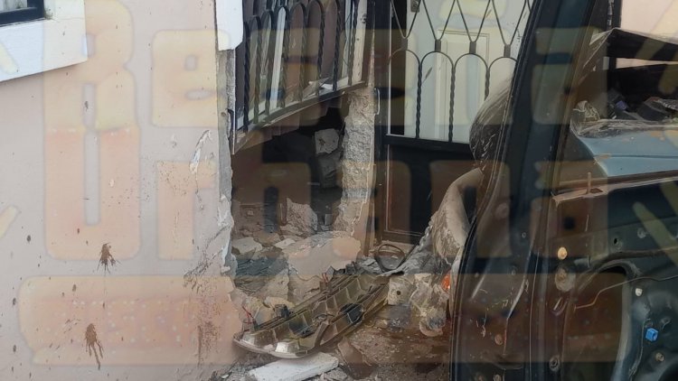 ACCIDENTE DEJA A DOS PERSONAS LESIONADAS AL METERSE A UNA CASA