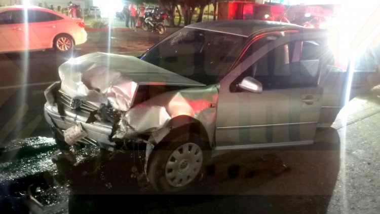MENOR LESIONADA AL PASARSE UN SEDAN LA LUZ ROJA