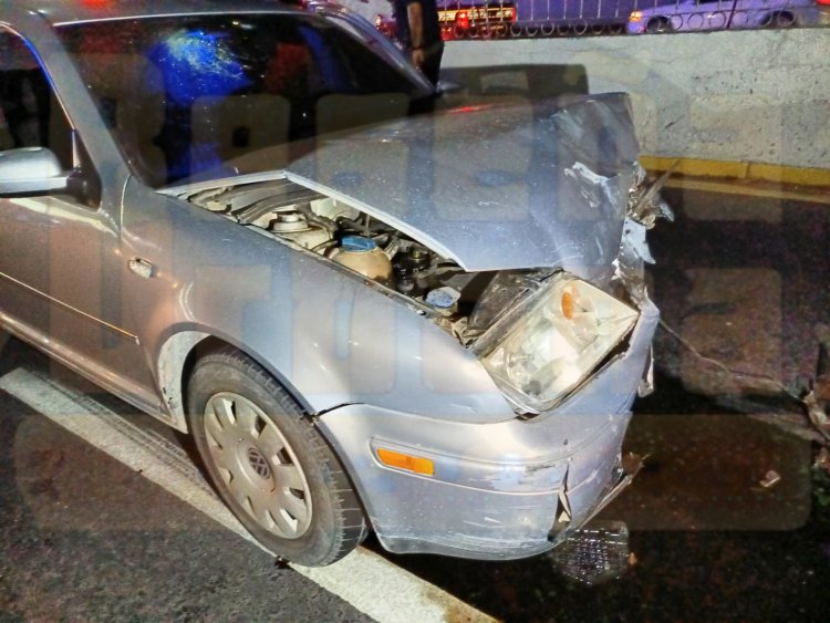 MENOR LESIONADA AL PASARSE UN SEDAN LA LUZ ROJA