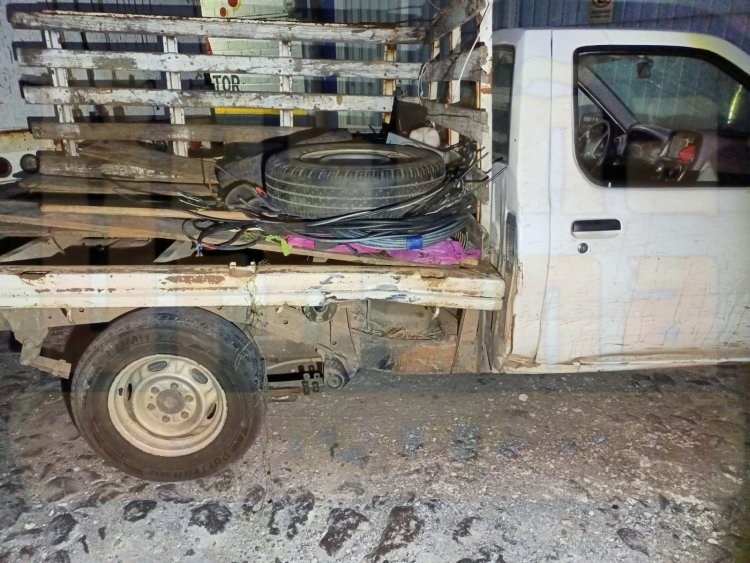 EBRIO DEJA LESIONADA A MUJER E IMPACTA A 4 VEHÍCULOS