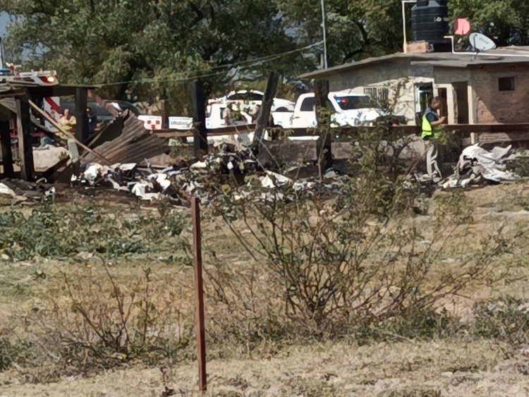 4 PERSONAS SIN VIDA AL CAER AVIONETA EN XALISCO