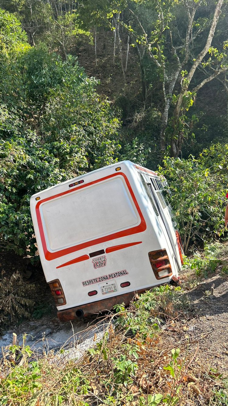 16 LESIONADOS EN ACCIDENTE EN LA 76 TPC-MIRAMAR