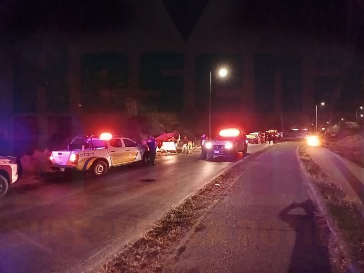 EBRIO DESTROZA VEHÍCULOS Y DEJA UNA PERSONA GRAVEMENTE LESIONADA