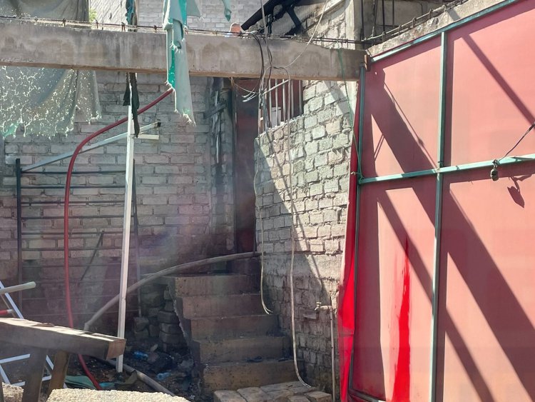 CASA SE REDUCE A CENIZAS TRAS INCENDIO
