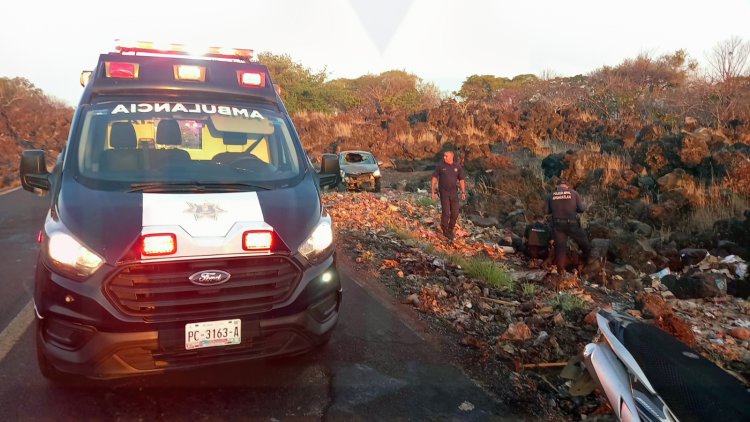 LESIONADA AL PERDER EL CONTROL EN LA FEDERAL 15 LIBRE TEPIC-GUADALAJARA