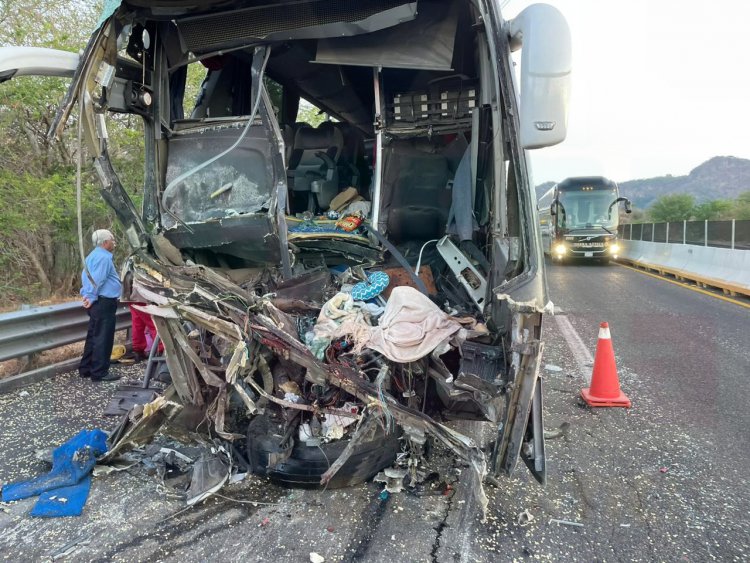 AUTOBUZASO: SALDO FINAL 3 PERSONAS SIN VIDA Y 14 LESIONADOS