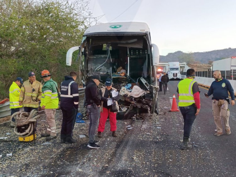 AUTOBUZASO: SALDO FINAL 3 PERSONAS SIN VIDA Y 14 LESIONADOS