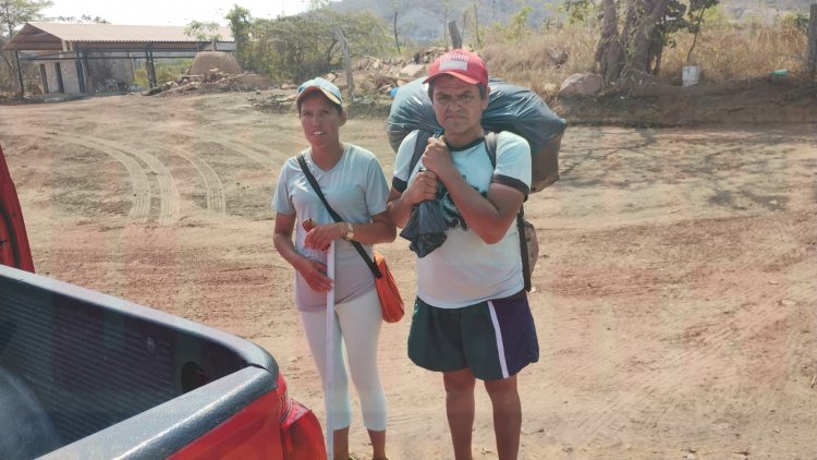 LA COMISIÓN NACIONAL DE EMERGENCIAS RESCATA A PAREJA ASALTADA