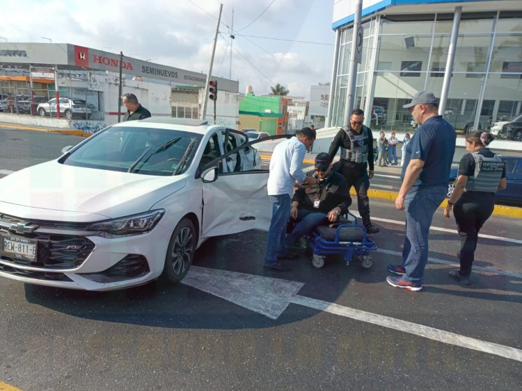 AMBULANCIA PROVOCA ACCIDENTE AL TRASLADAR A MUJER EMBARAZADA