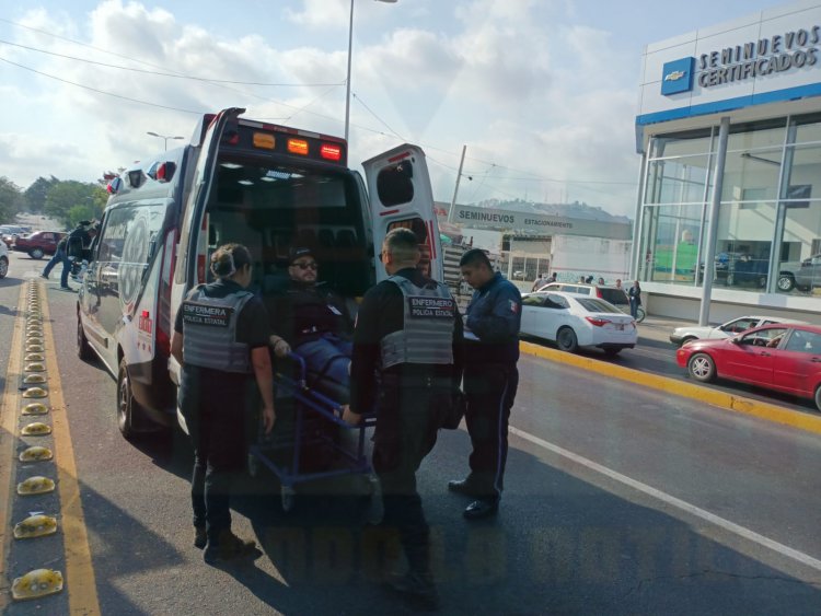 AMBULANCIA PROVOCA ACCIDENTE AL TRASLADAR A MUJER EMBARAZADA