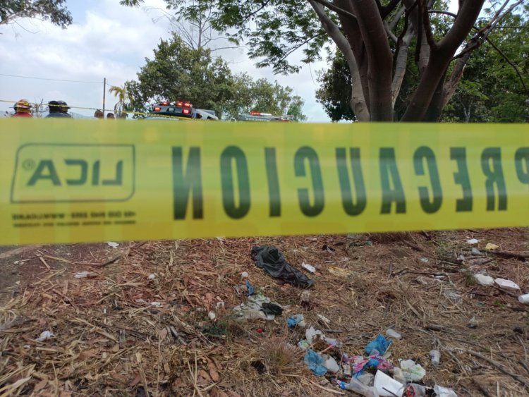 PADRE E HIJO PIERDEN LA VIDA EN LA CARRETERA TPC-AGUAMILPA