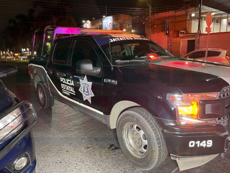 4 IMPACTOS DE ARMA DE FUEGO RECIBE PORTÓN EN CD DEL VALLE