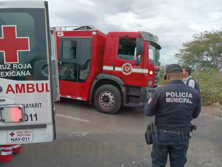CON FRACTURA EXPUESTA TERMINA JOVEN EN EL LIBRAMIENTO